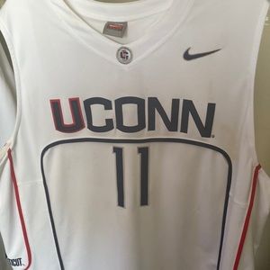 Nike Elite Connecticut Huskies jersey. Size xxl